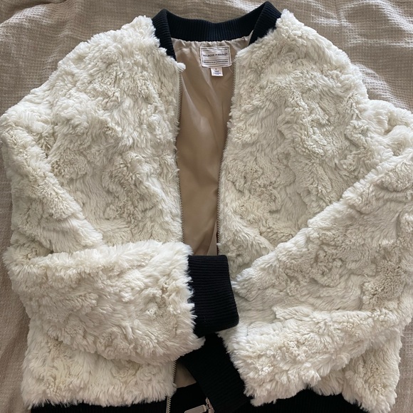 Melrose & market white fuzzy zip up jacket - Picture 4 of 8